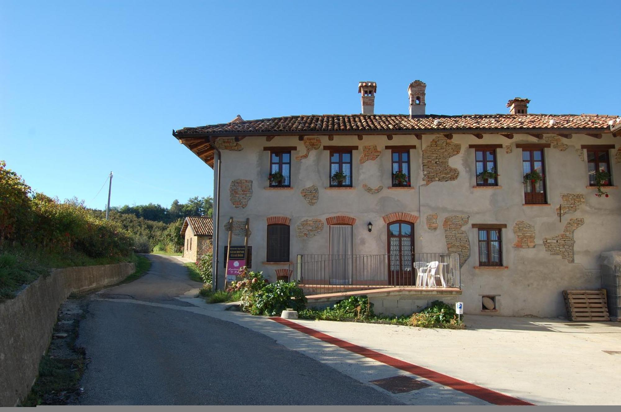 Agriturismo 'D Raine Montelupo Albese المظهر الخارجي الصورة