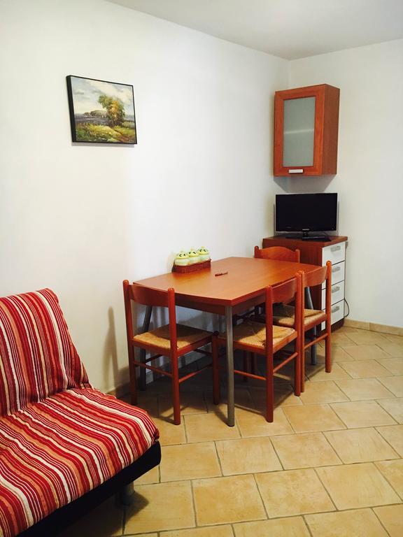 Agriturismo 'D Raine Montelupo Albese المظهر الخارجي الصورة