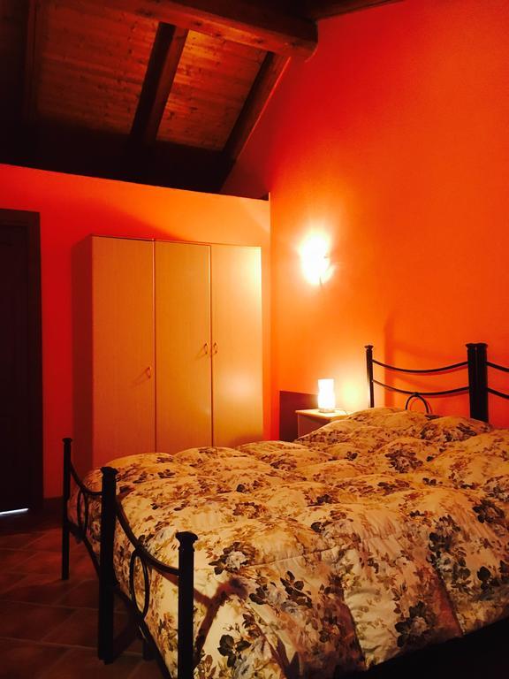 Agriturismo 'D Raine Montelupo Albese المظهر الخارجي الصورة